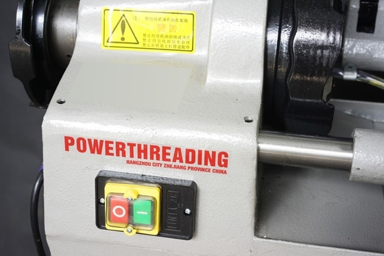 Mesin Threading Pipa Baja Manual Listrik Kapasitas 2 Inch Untuk Penggunaan Industri